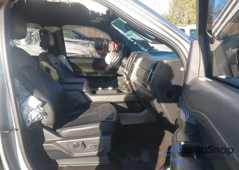 2021 Ford Expedition Limited Max z USA, uszkodzony, nr VIN 1FMJK2AT3MEA16863